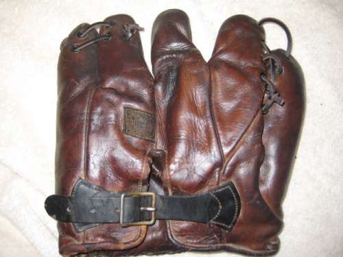 Joe Cronin Reach Back